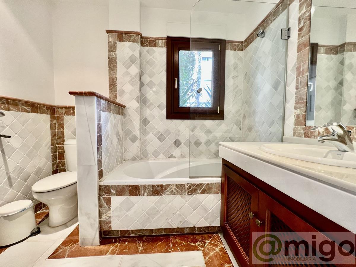 For sale of apartment in Marbella