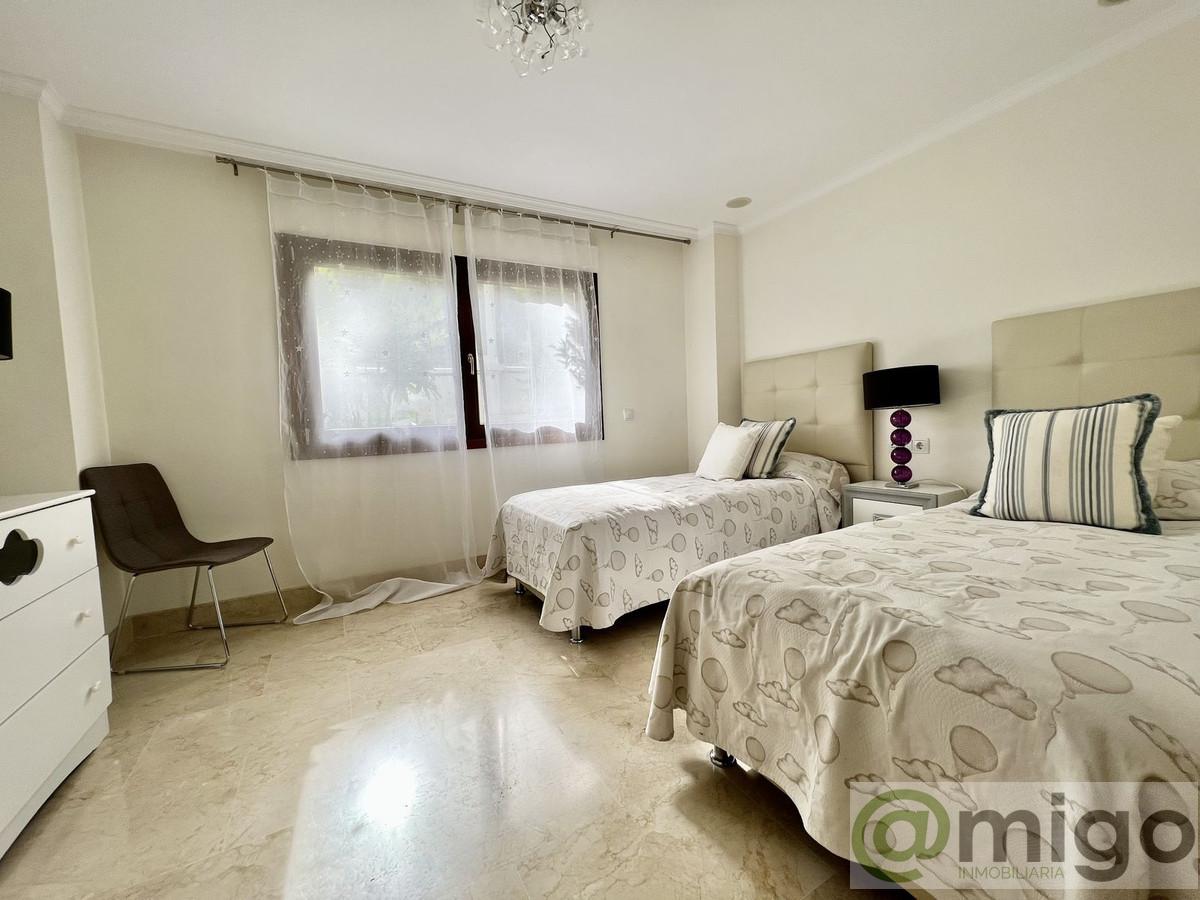 For sale of apartment in Marbella