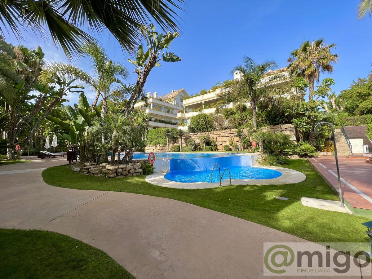 For sale of apartment in Marbella