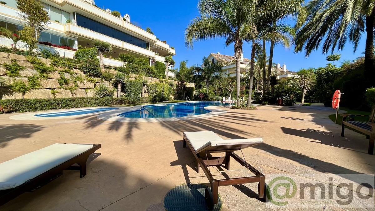 For sale of apartment in Marbella