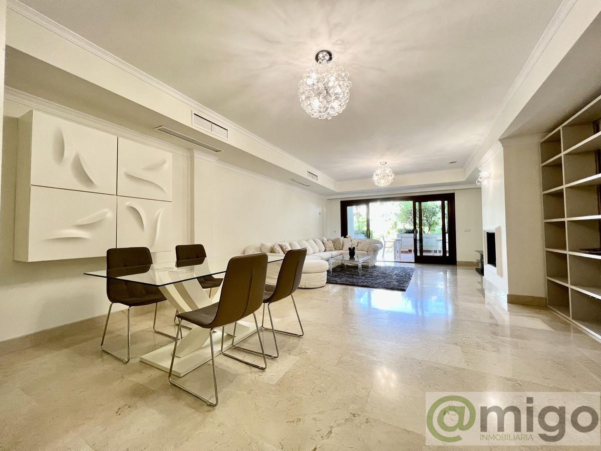 For sale of apartment in Marbella