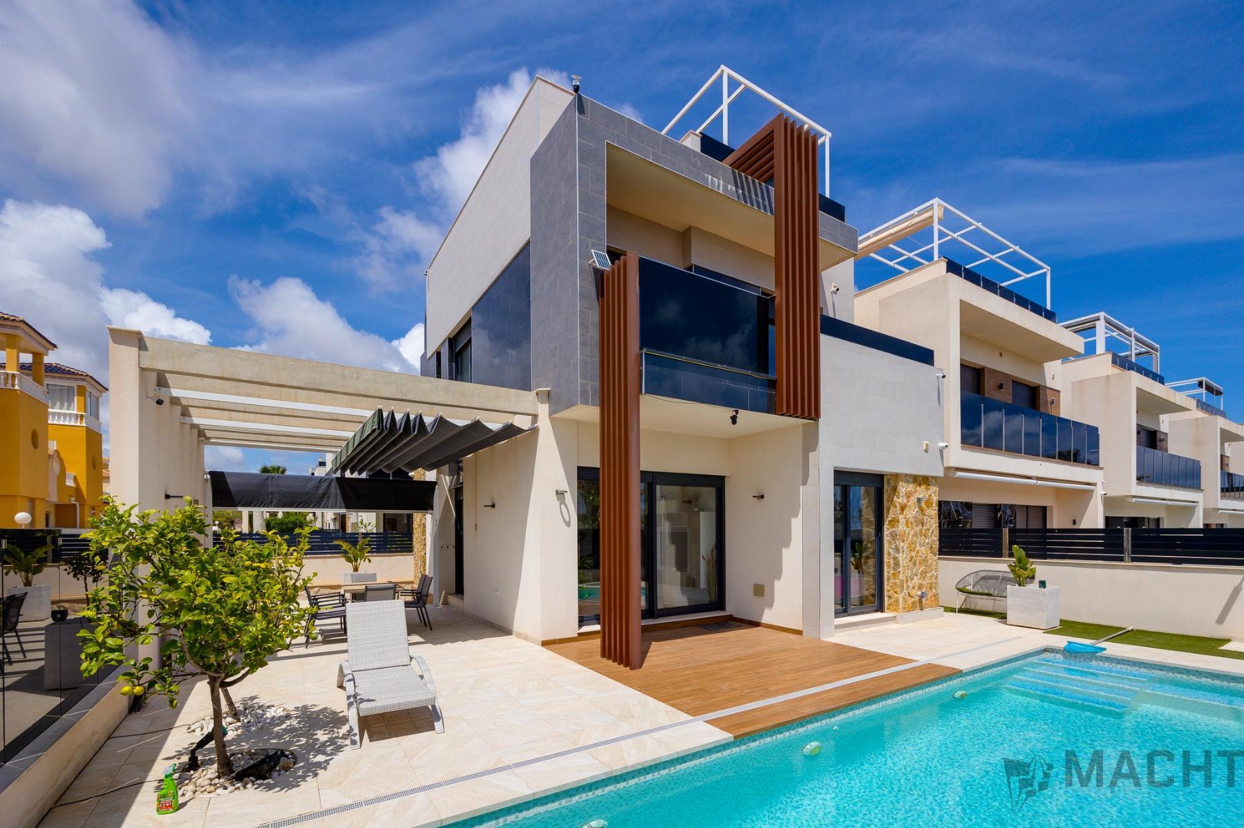 Venta de chalet en Torrevieja