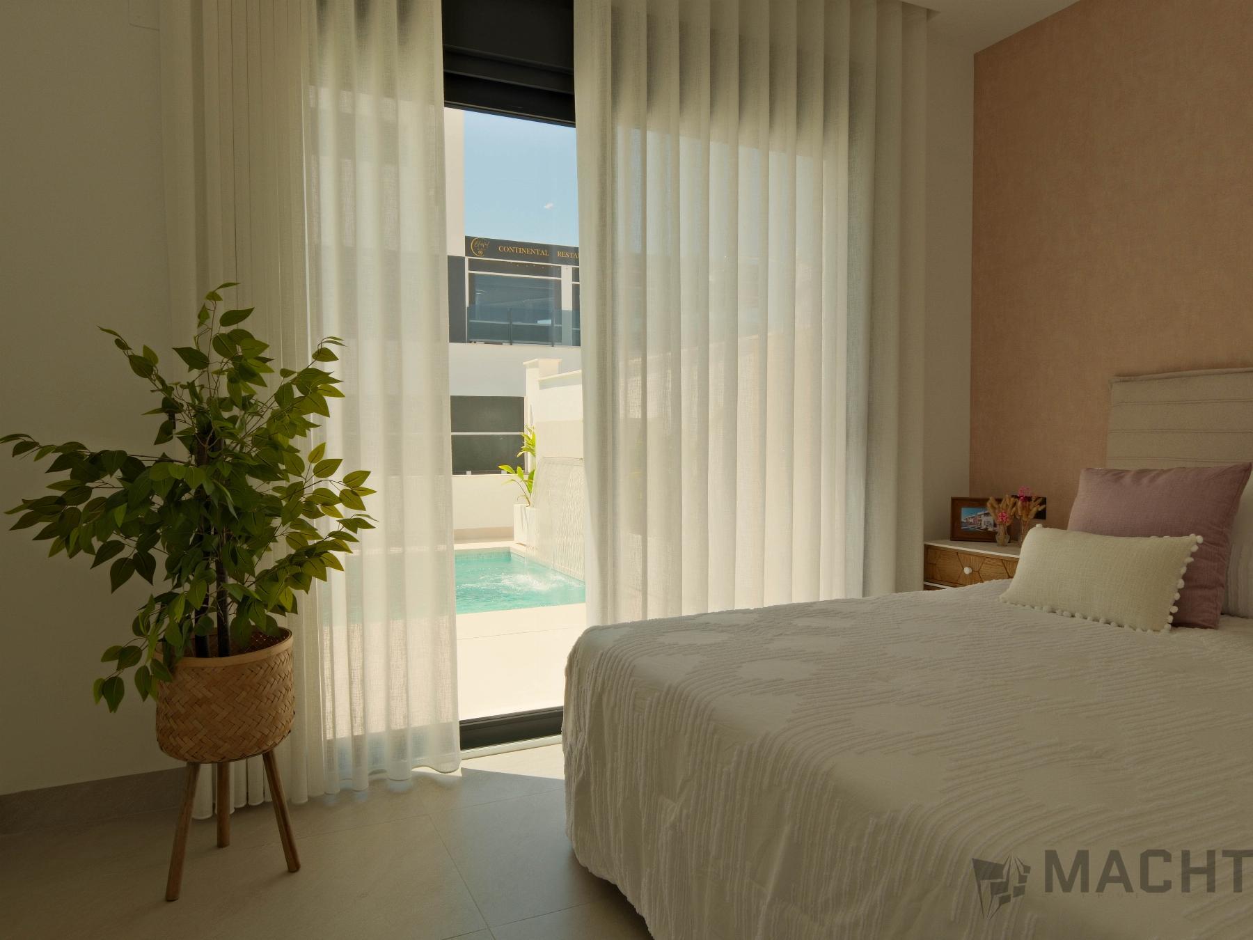 For sale of villa in Benijófar