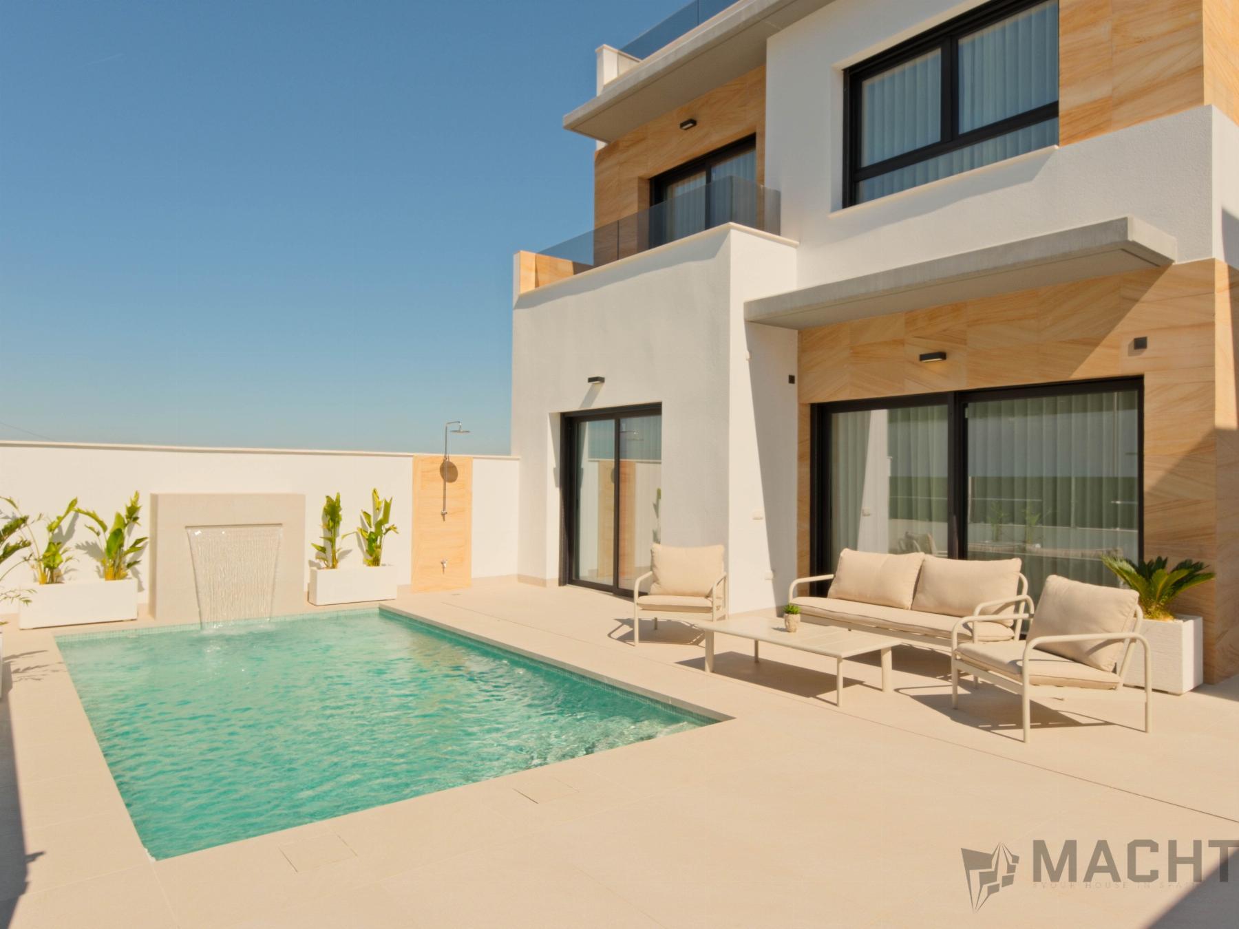 Venta de villa en Benijófar