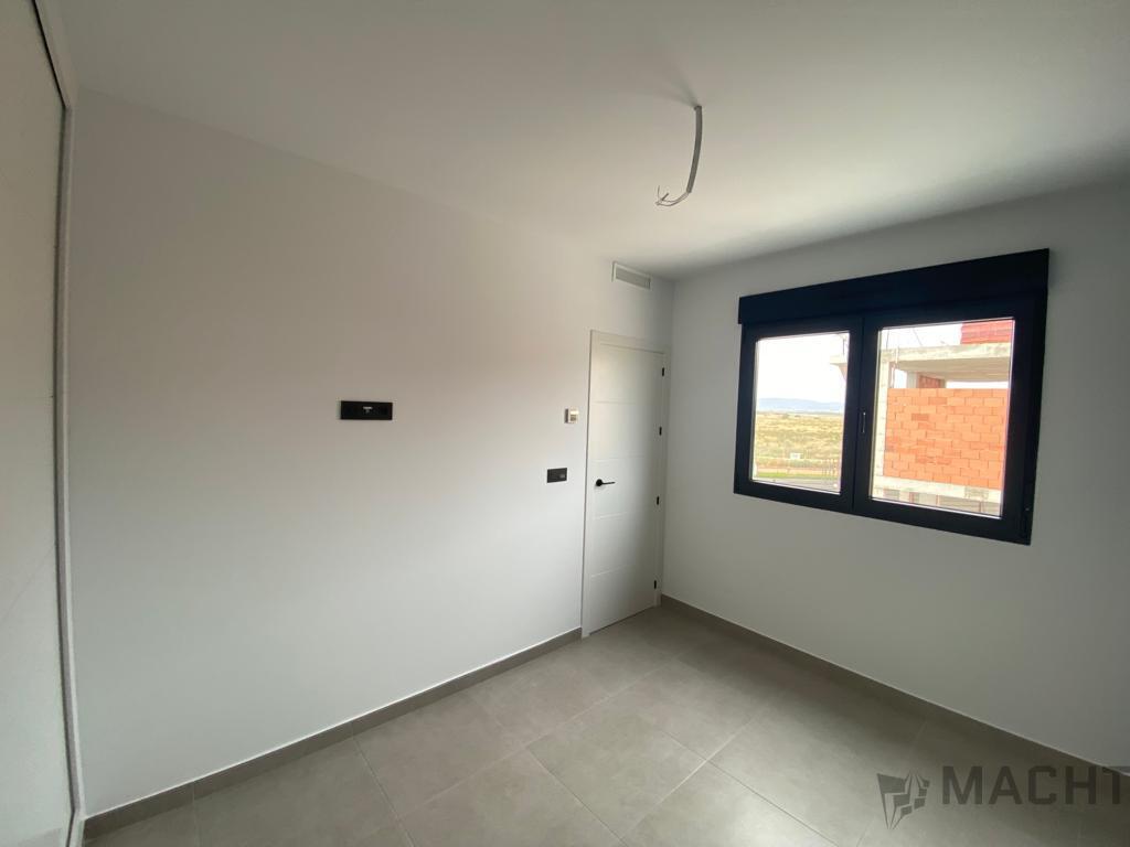 Venta de villa en Los Alcázares