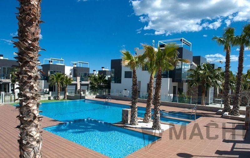 Venta de villa en Orihuela Costa