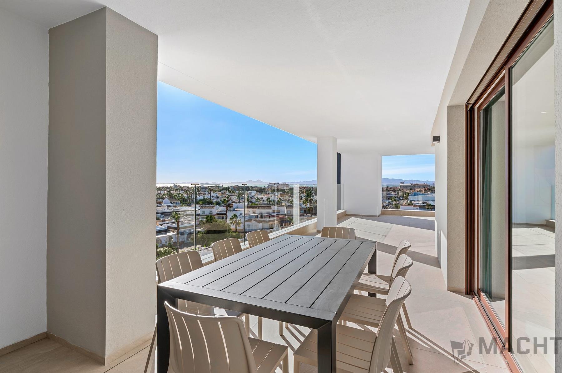 Venta de apartamento en Los Alcázares