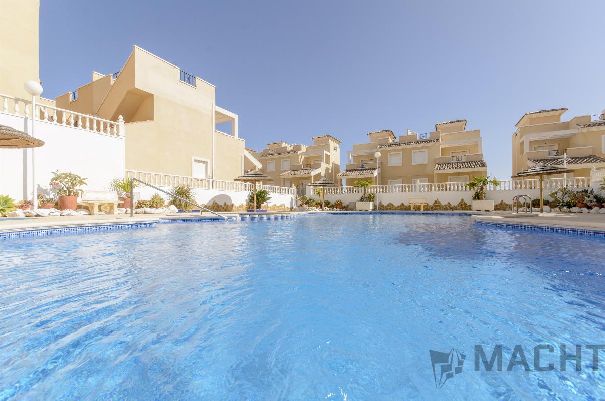 Venta de villa en San Miguel de Salinas