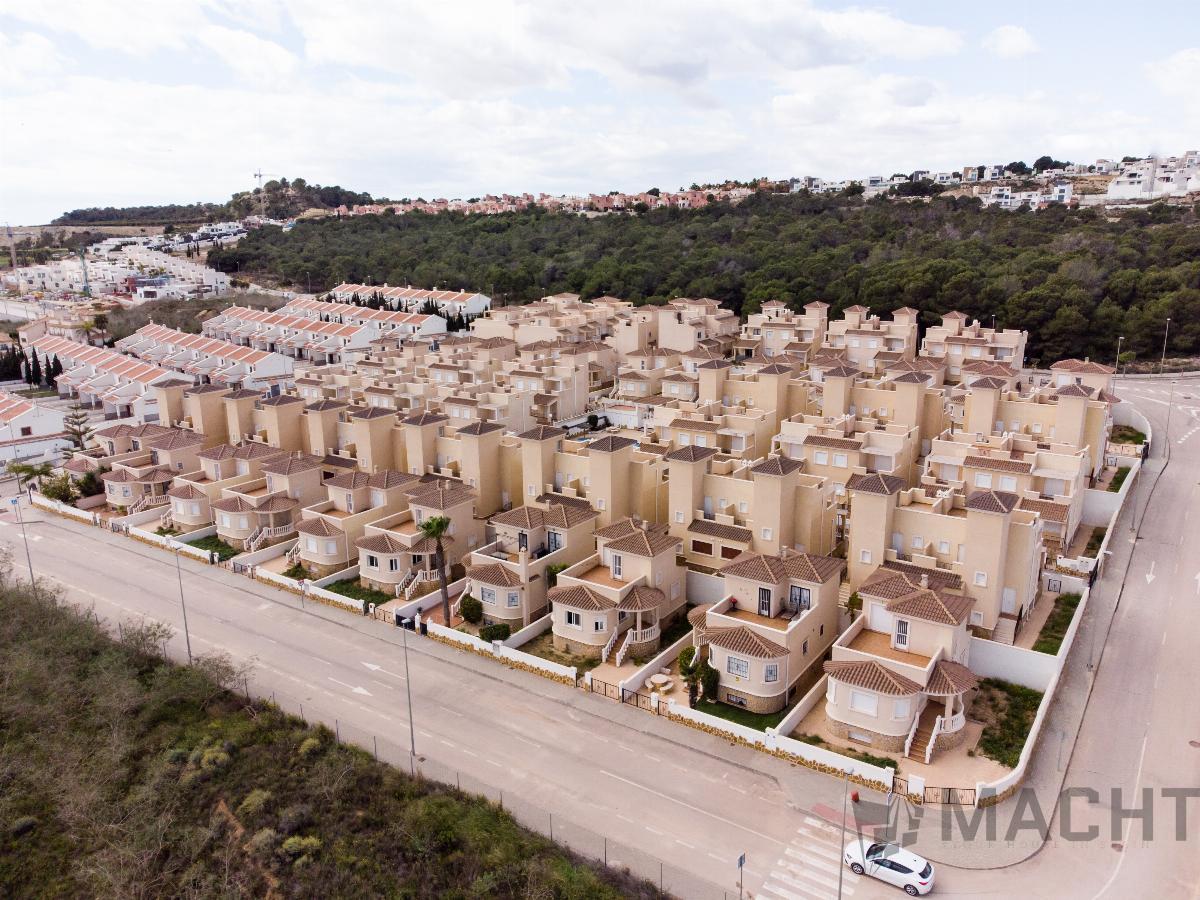Venta de villa en San Miguel de Salinas