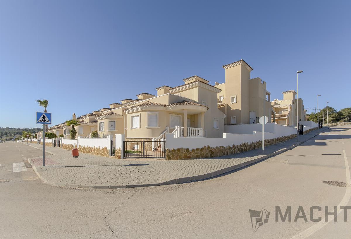 Venta de villa en San Miguel de Salinas
