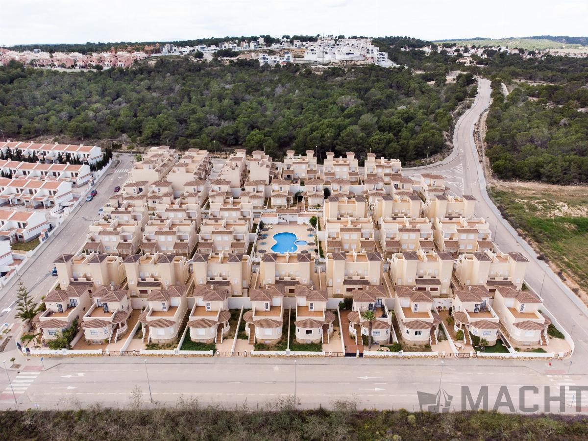 Venta de villa en San Miguel de Salinas