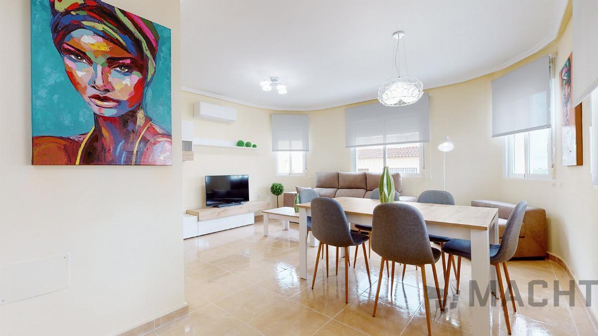 Venta de villa en San Miguel de Salinas