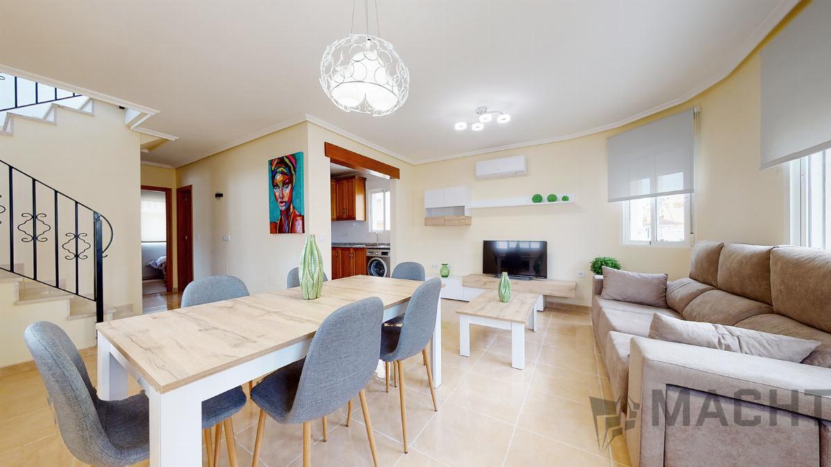 Venta de villa en San Miguel de Salinas