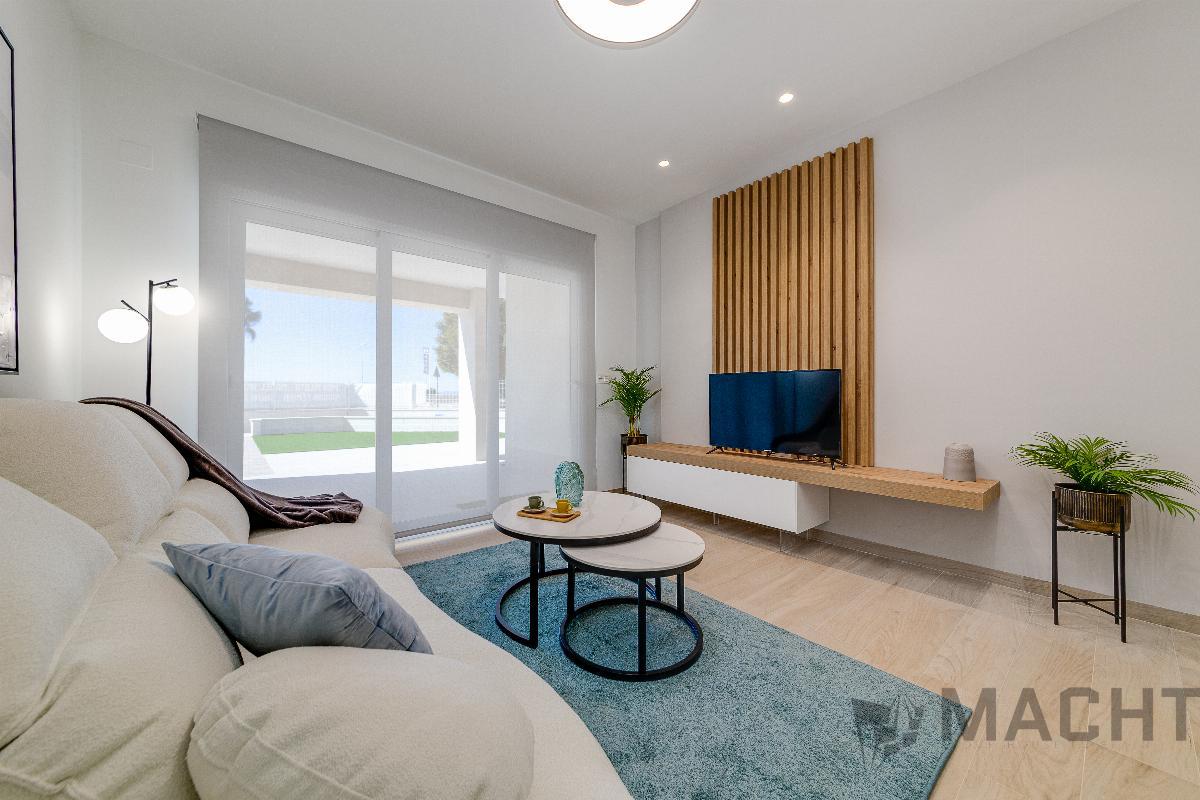 For sale of apartment in Guardamar del Segura