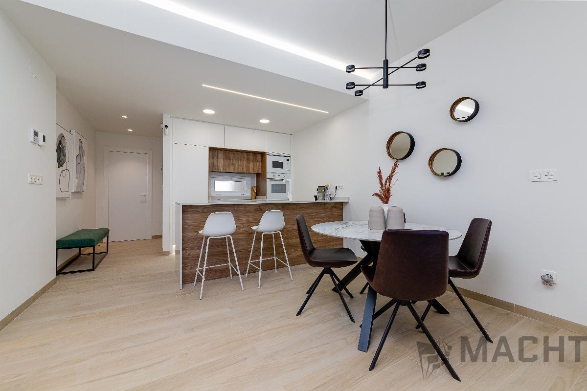 For sale of apartment in Guardamar del Segura
