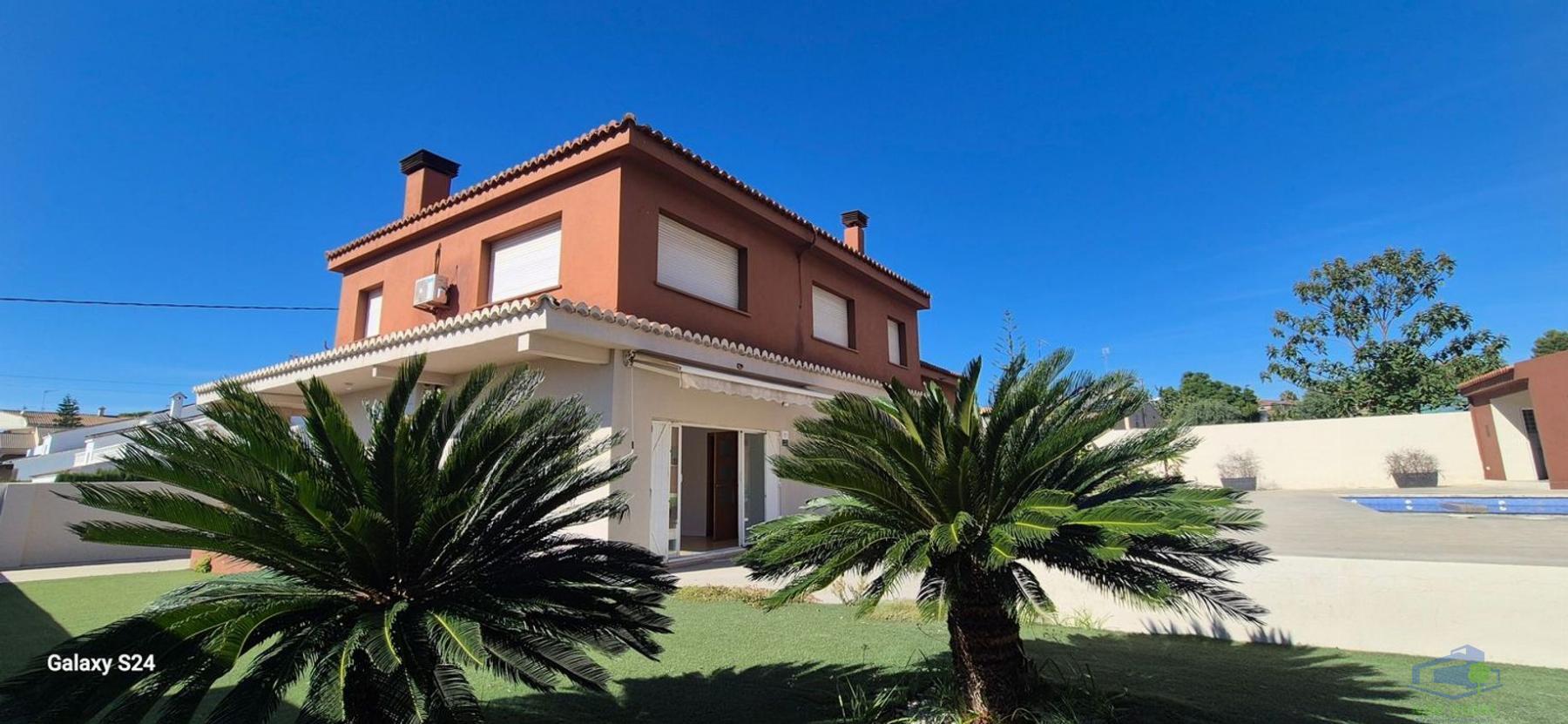 Venta de casa en Torrent