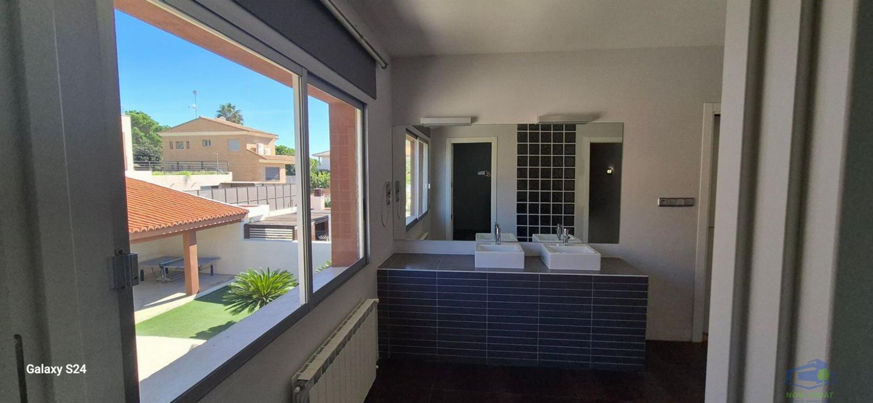 Venta de casa en Torrent