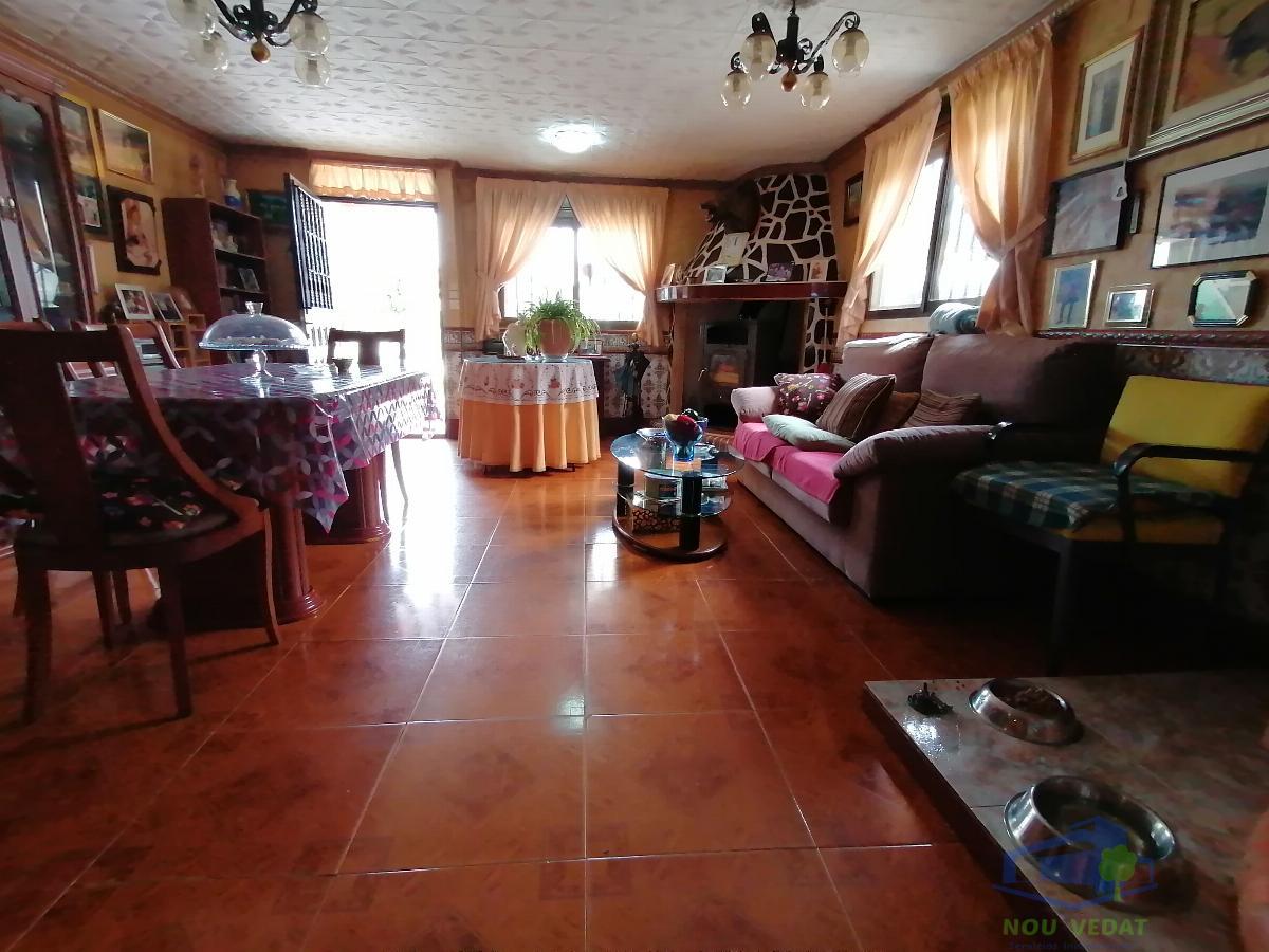 For sale of house in Monserrat