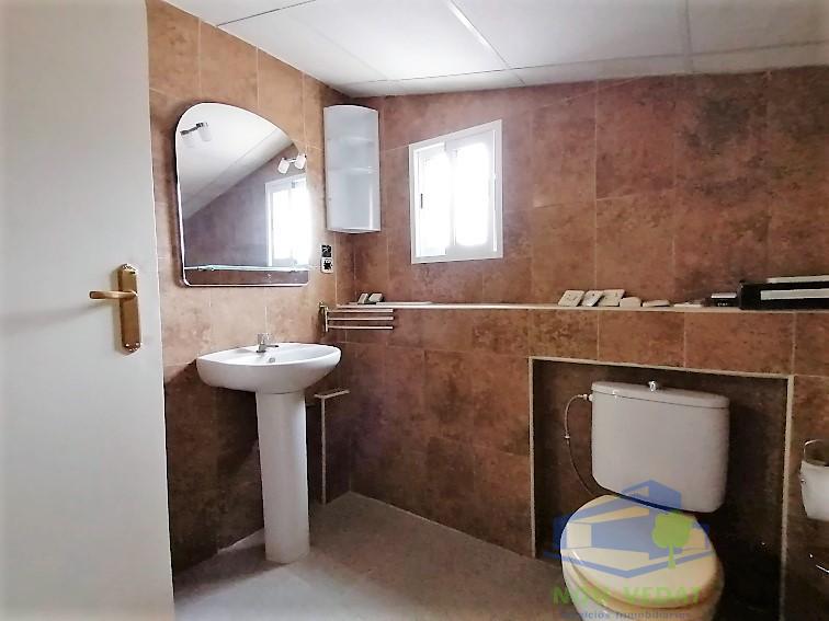 For sale of house in Monserrat