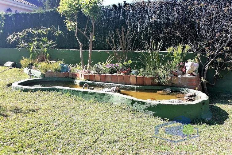 For sale of chalet in Monserrat