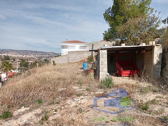 For sale of rural property in Real de Montroi