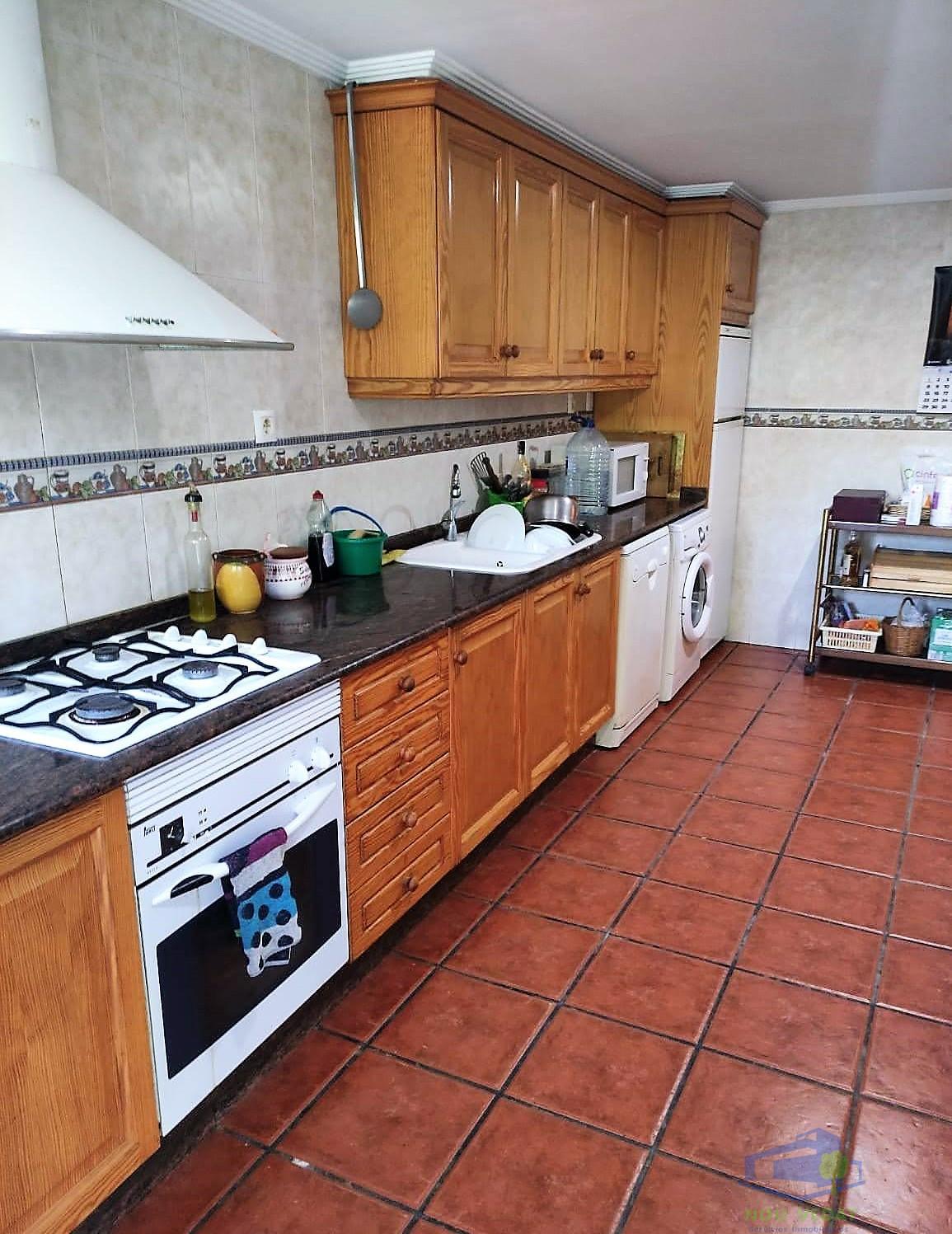 For sale of house in Montroy