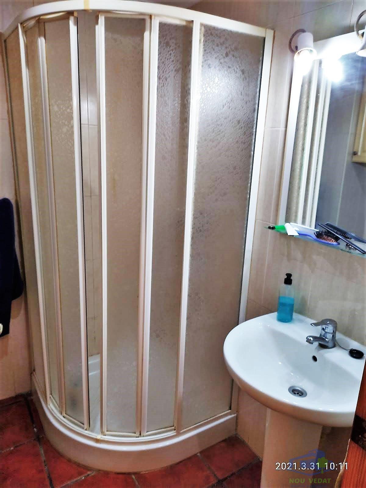 For sale of house in Montroy