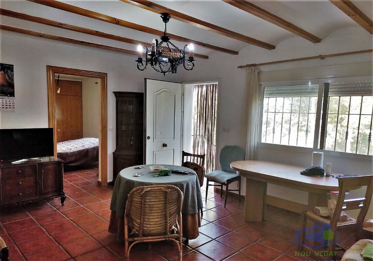 For sale of house in Montroy