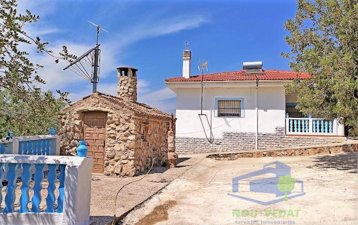 For sale of house in Llombai
