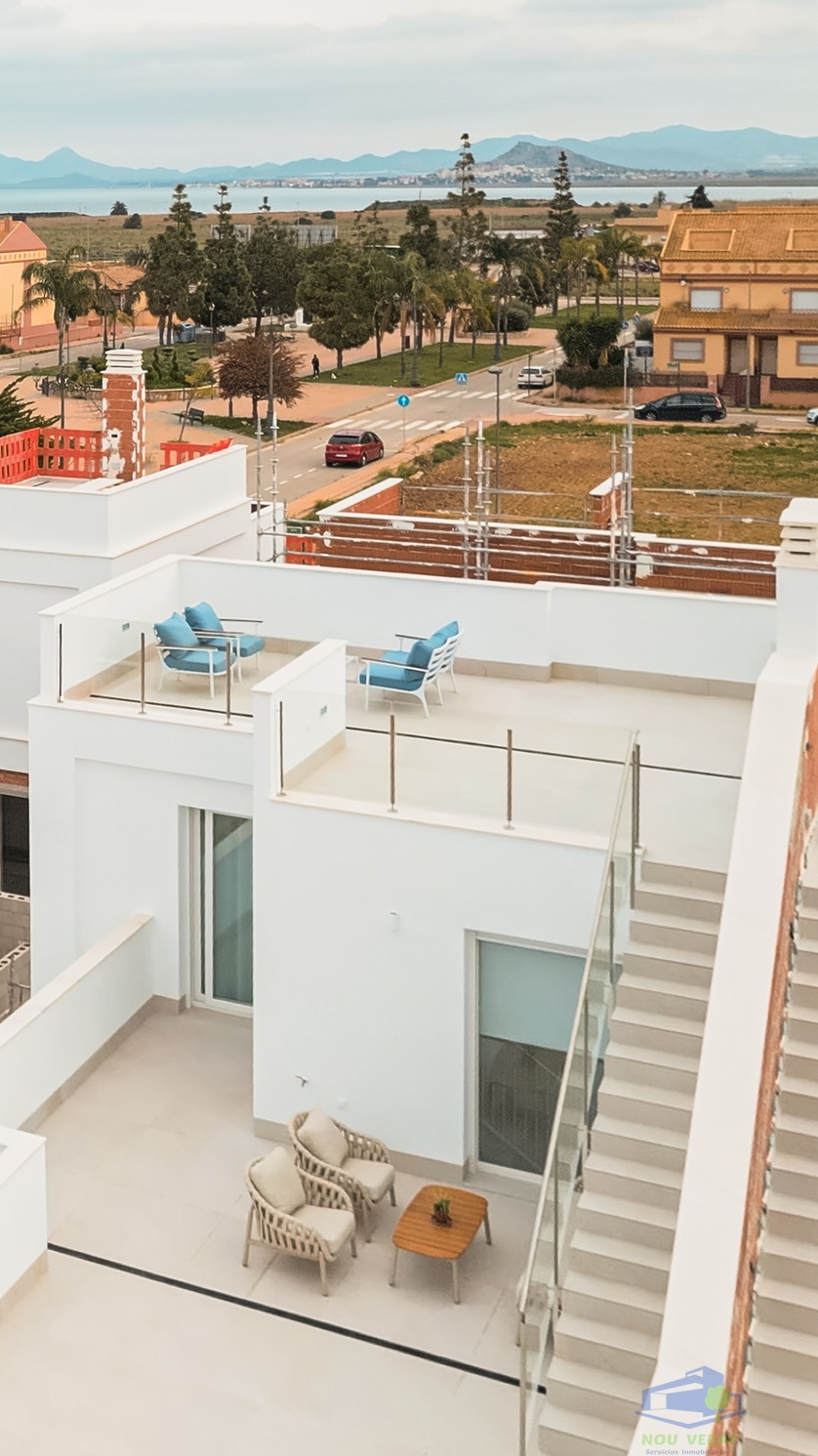 Venta de casa en Los Alcázares