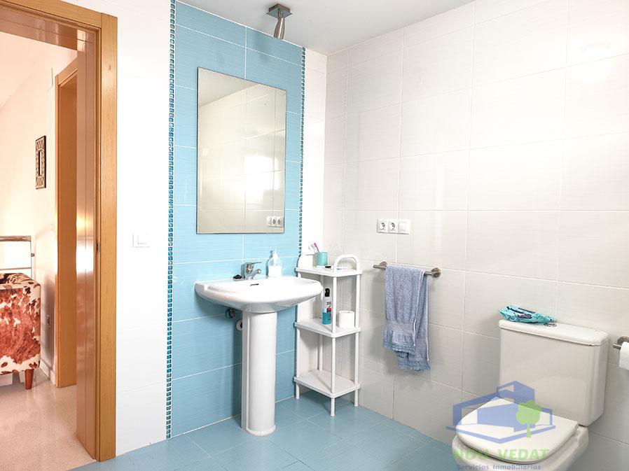 Venta de chalet en Monserrat