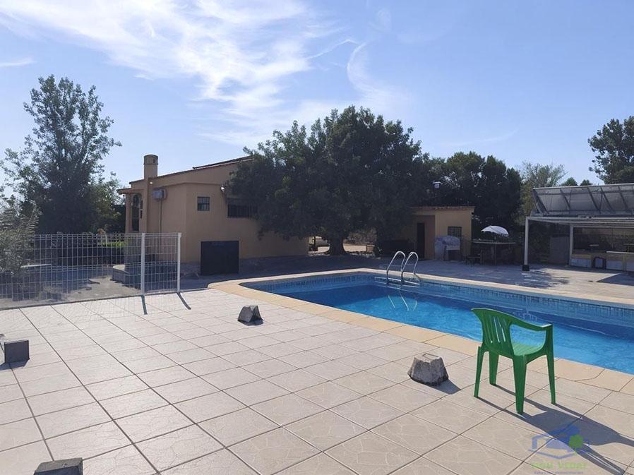 Venta de chalet en Monserrat