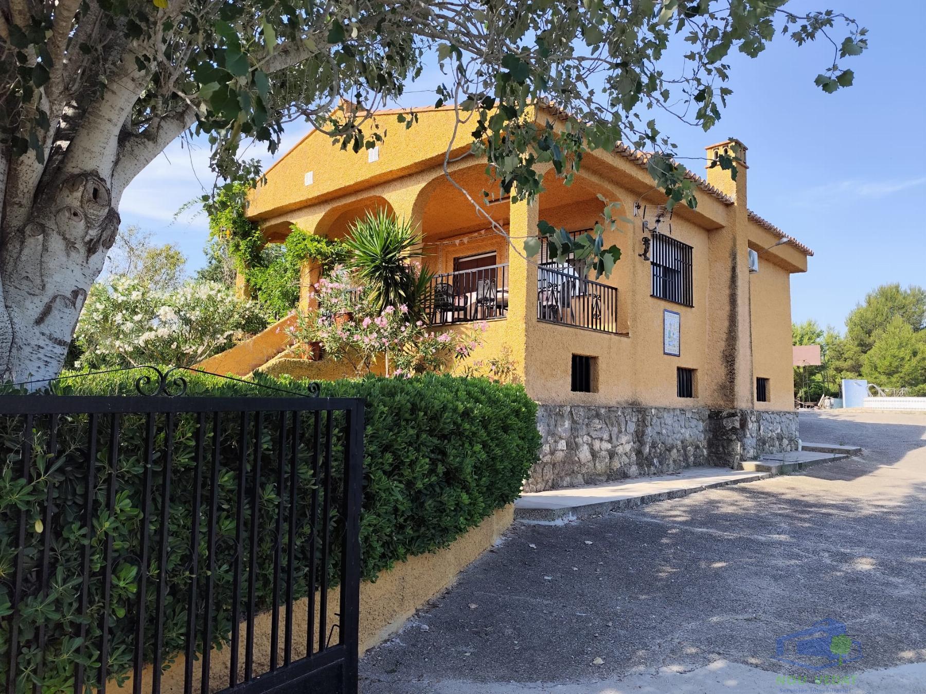 Venta de chalet en Monserrat