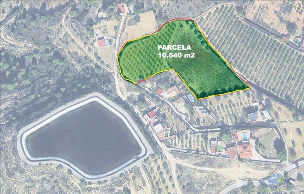 Venta de terreno en Monserrat