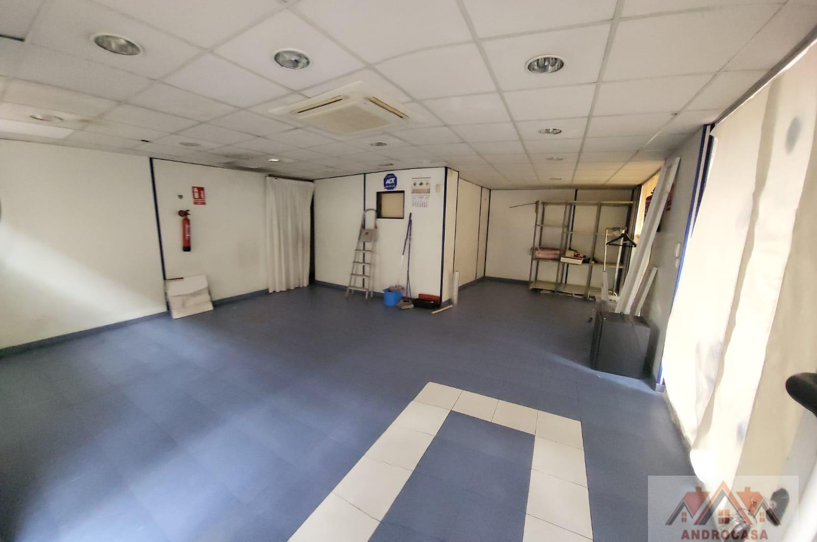 For rent of commercial in Alicante