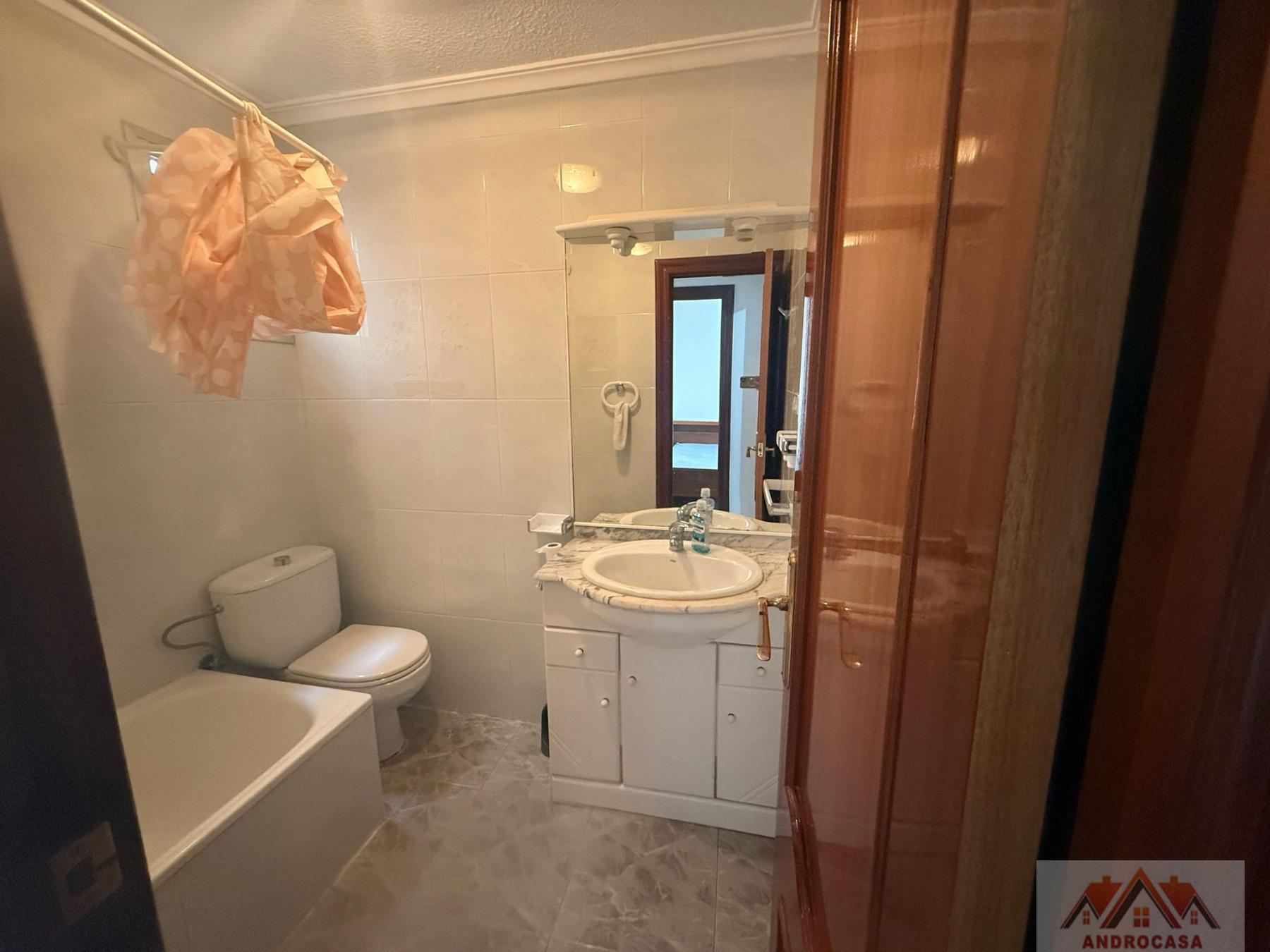 For sale of apartment in Elda