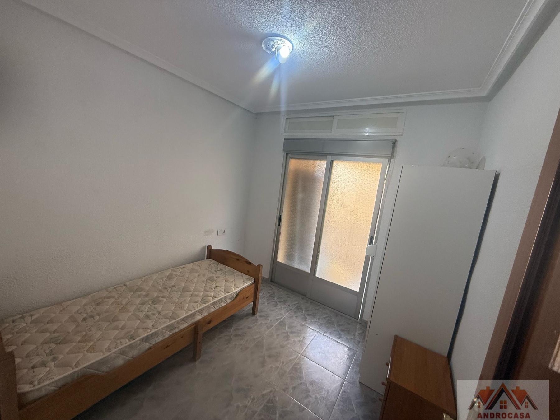 For sale of apartment in Elda