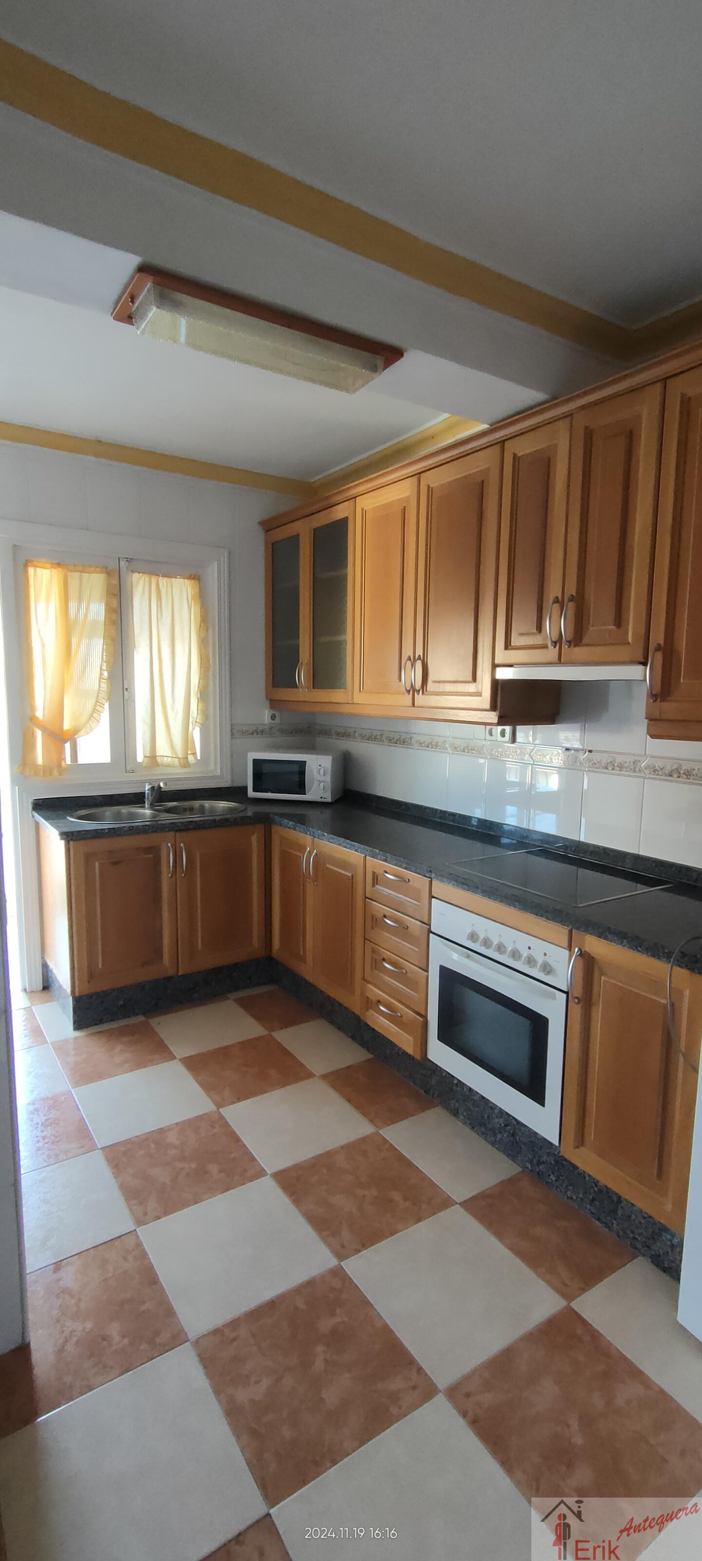 For rent of flat in Antequera