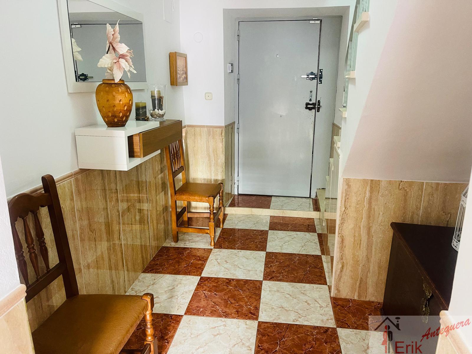 Venta de casa en Antequera