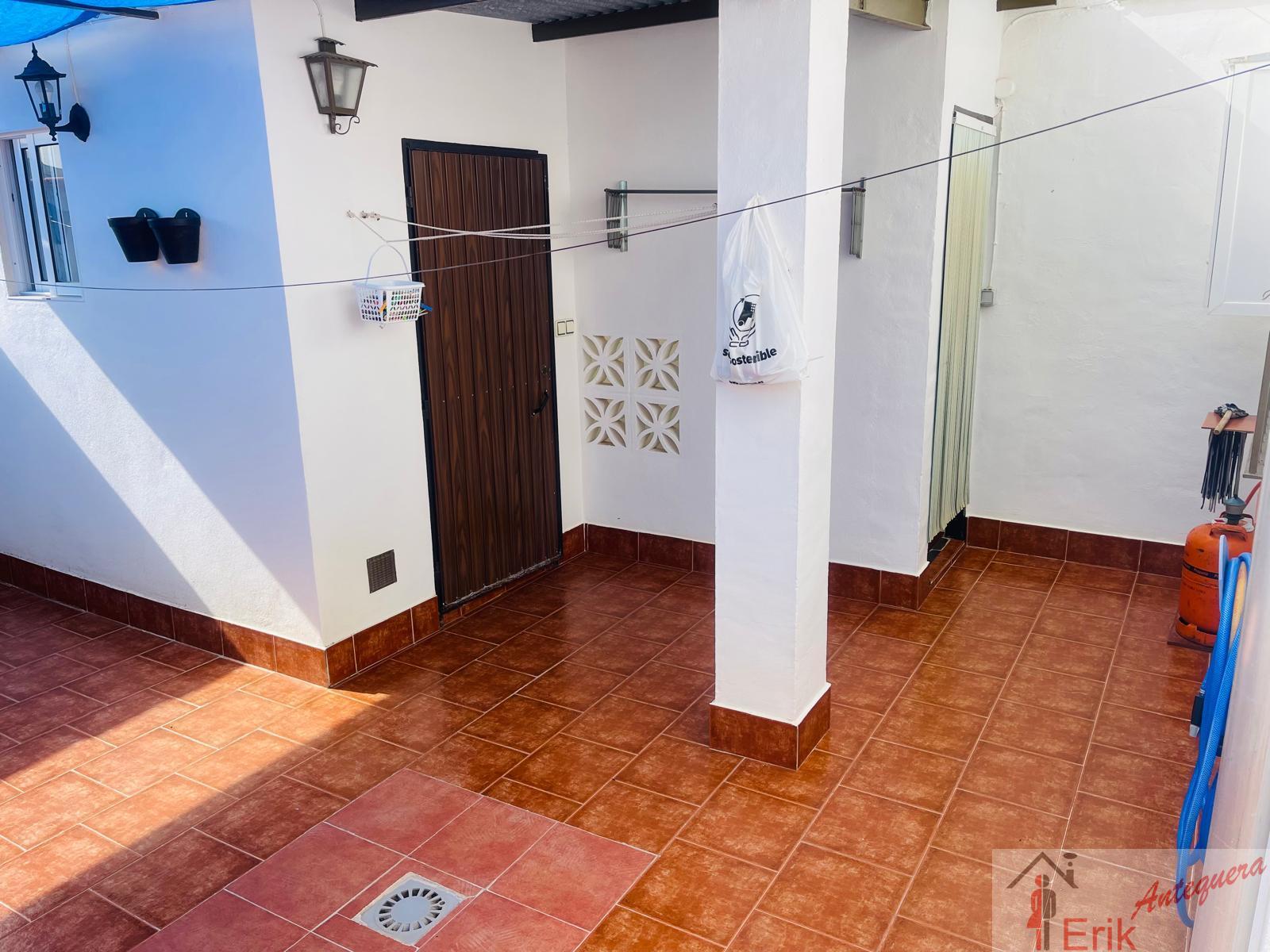 Venta de casa en Antequera