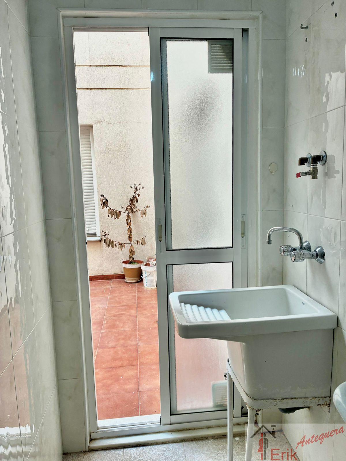 Venta de piso en Antequera