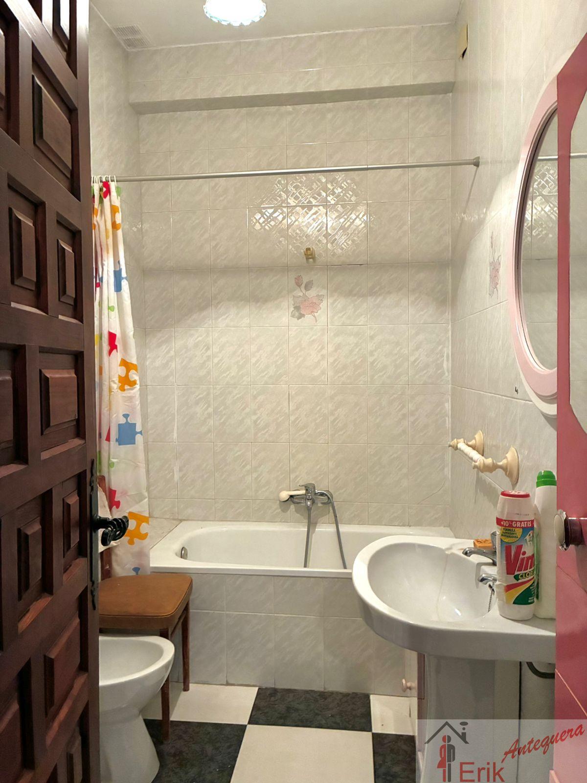 Venta de piso en Antequera