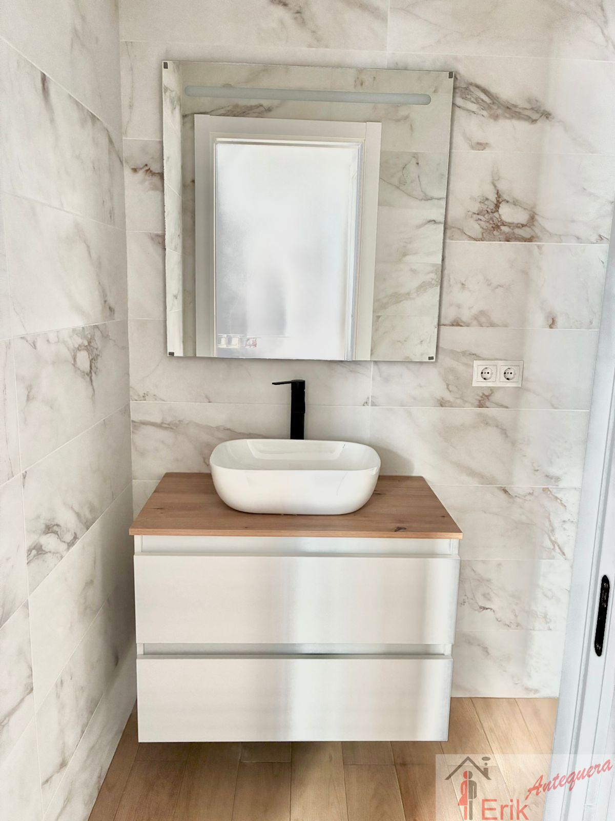 Venta de casa en Antequera