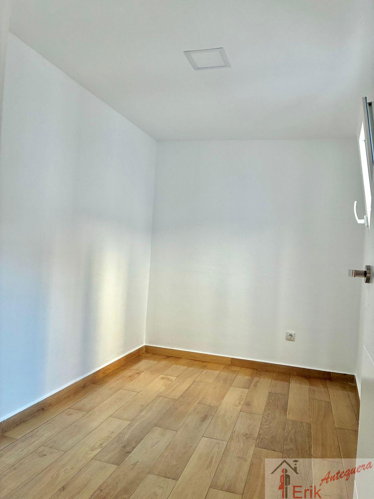 Venta de casa en Antequera
