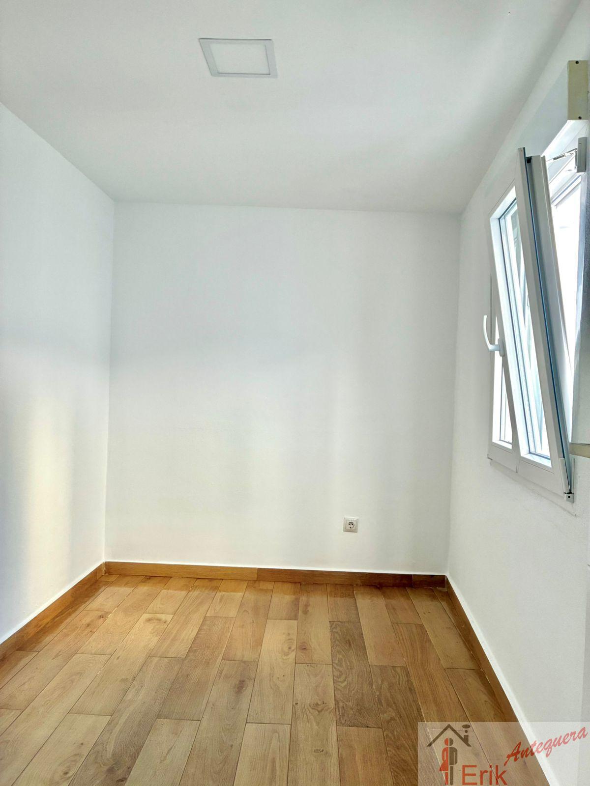 Venta de casa en Antequera