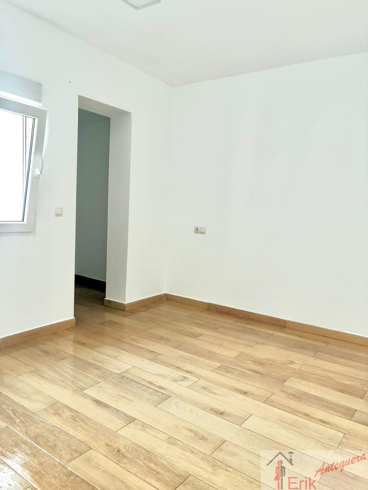 Venta de casa en Antequera