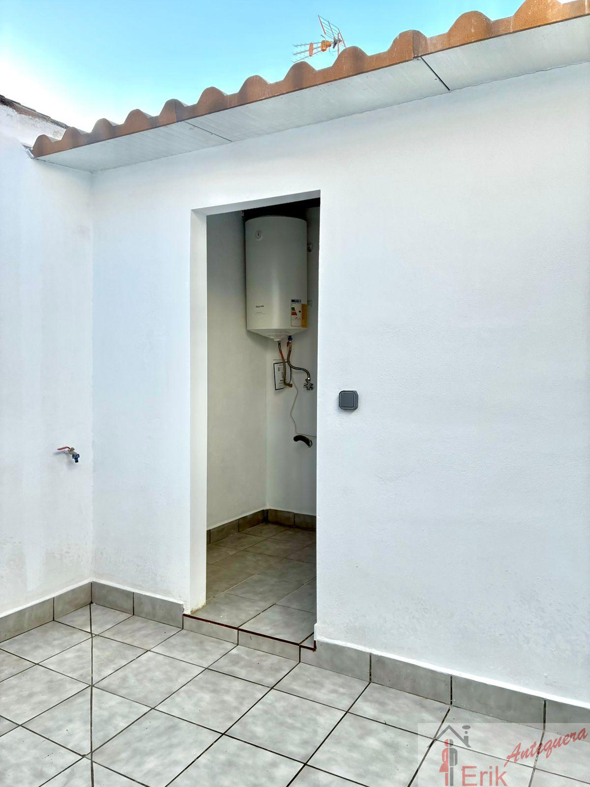Venta de casa en Antequera