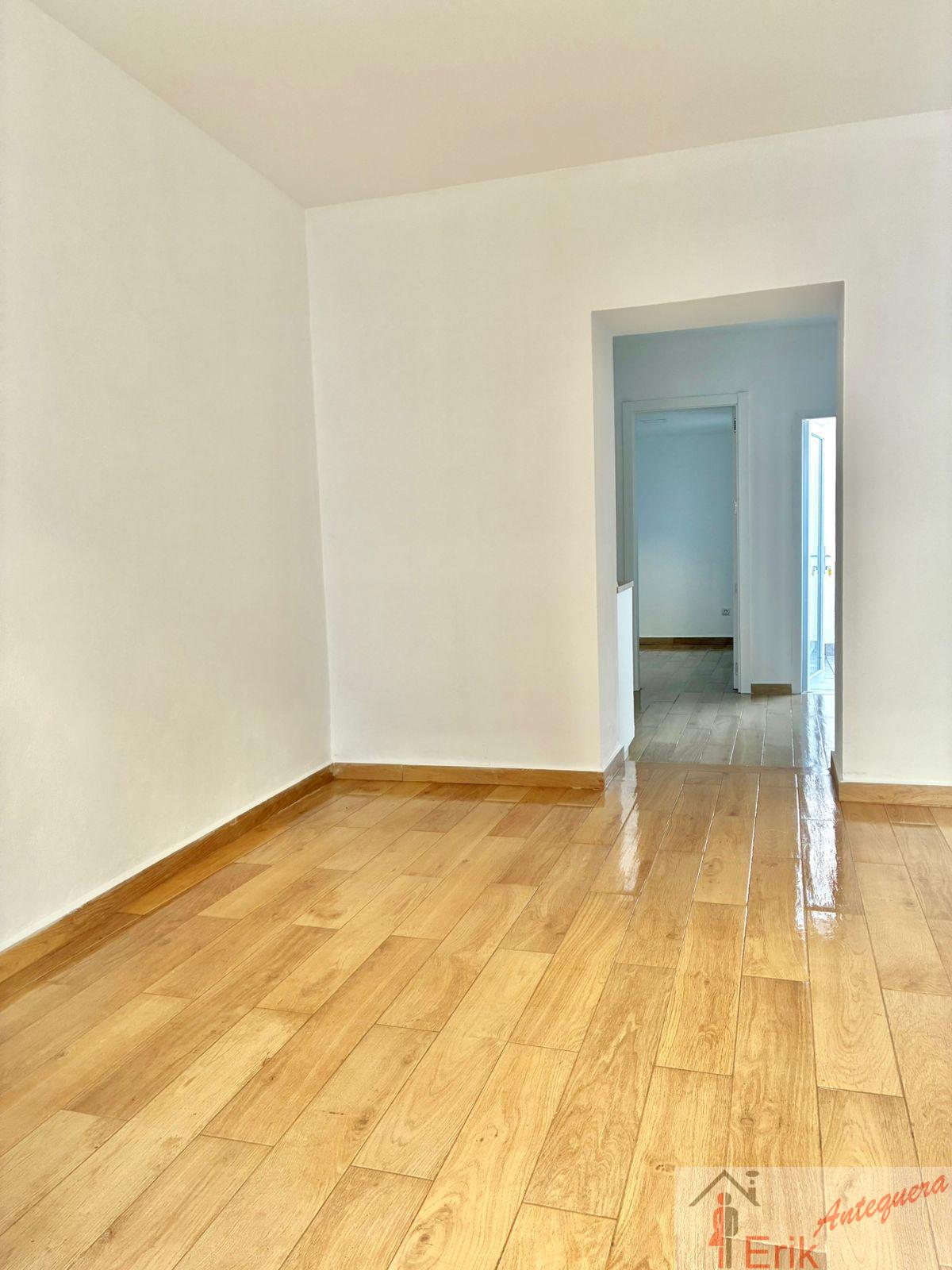 Venta de casa en Antequera