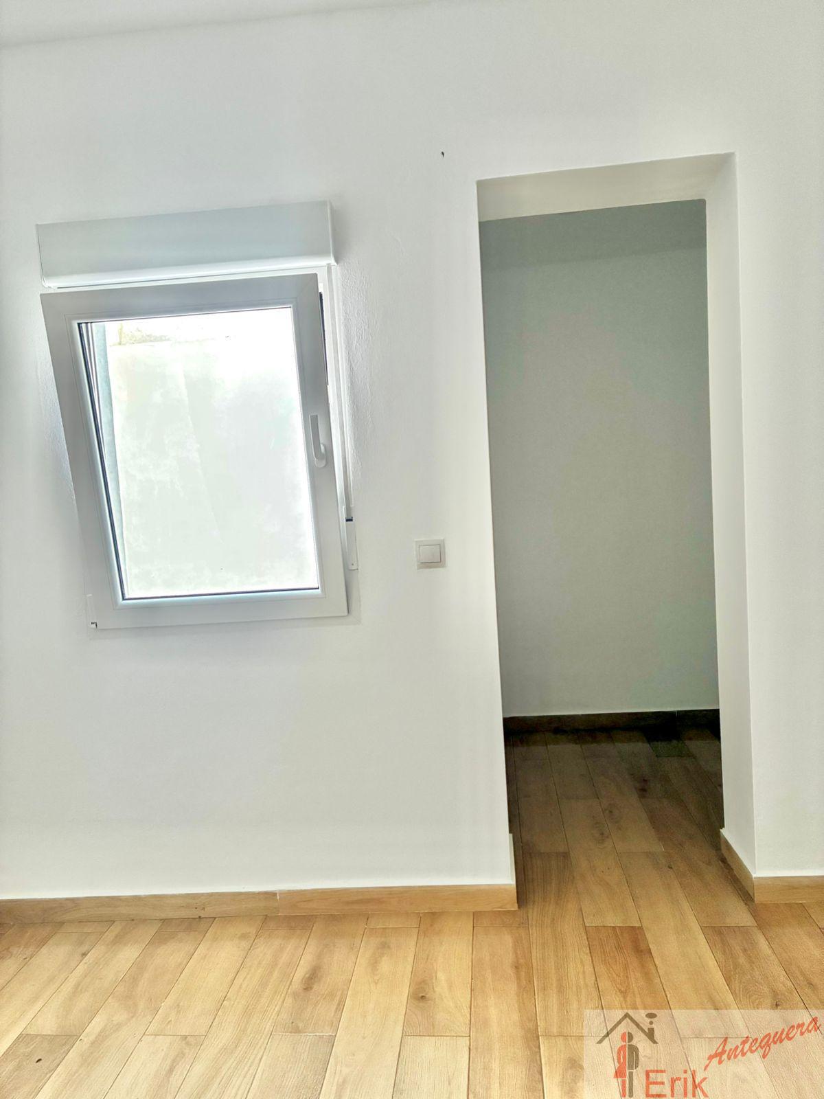 Venta de casa en Antequera