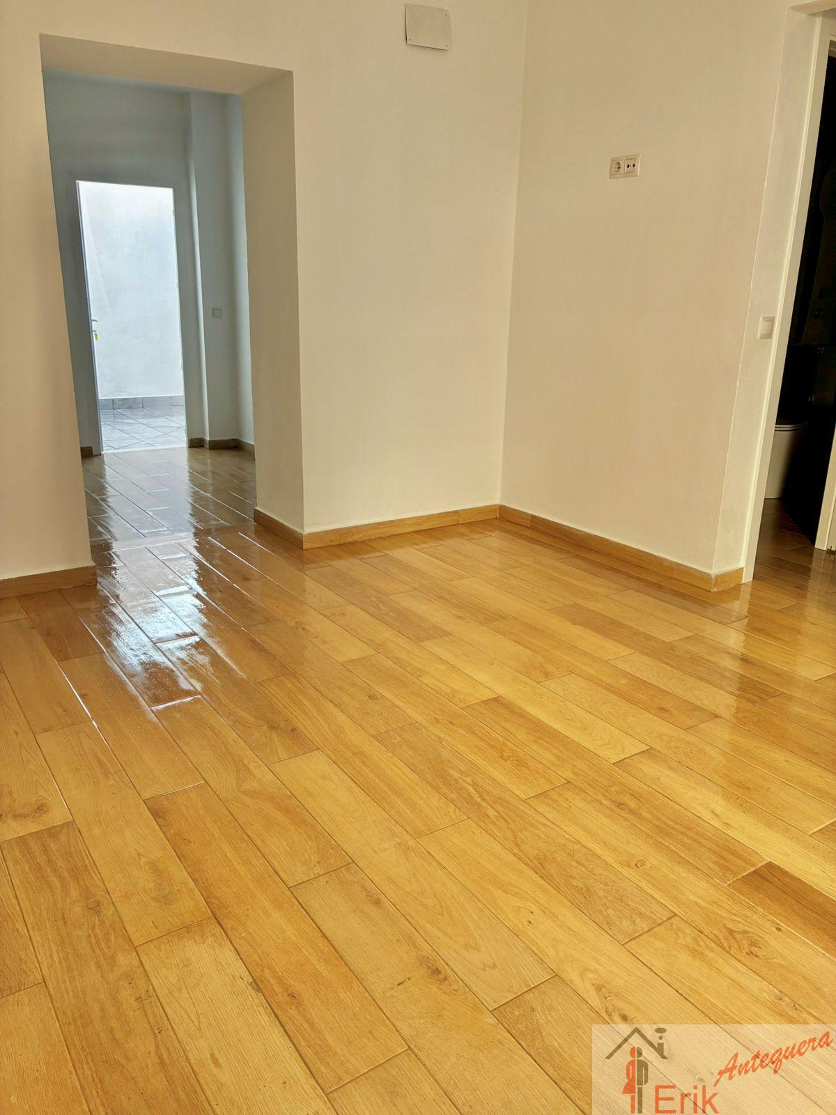 Venta de casa en Antequera